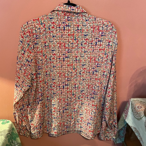 Vintage 80s multicolor collared novelty print blouse with cream and gold buttons - Picture 2 of 4